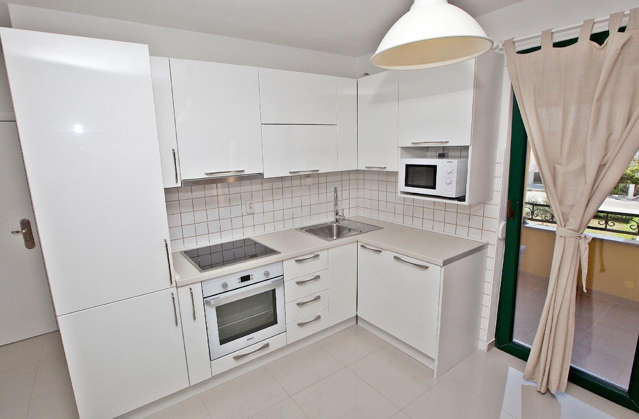 Apartments Roses Stobrec Luaran gambar