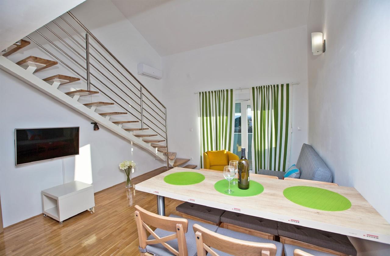 Apartments Roses Stobrec Luaran gambar