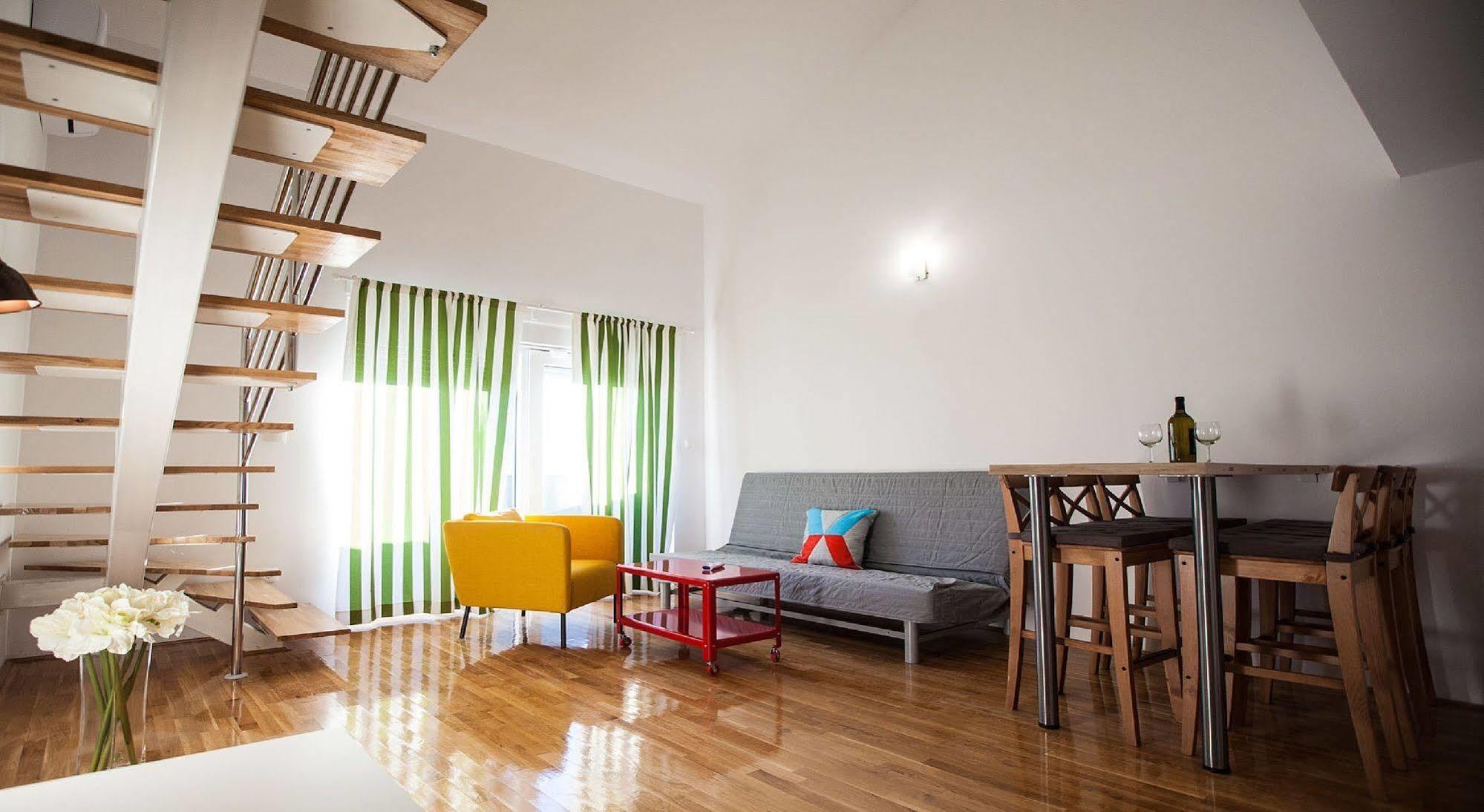 Apartments Roses Stobrec Luaran gambar